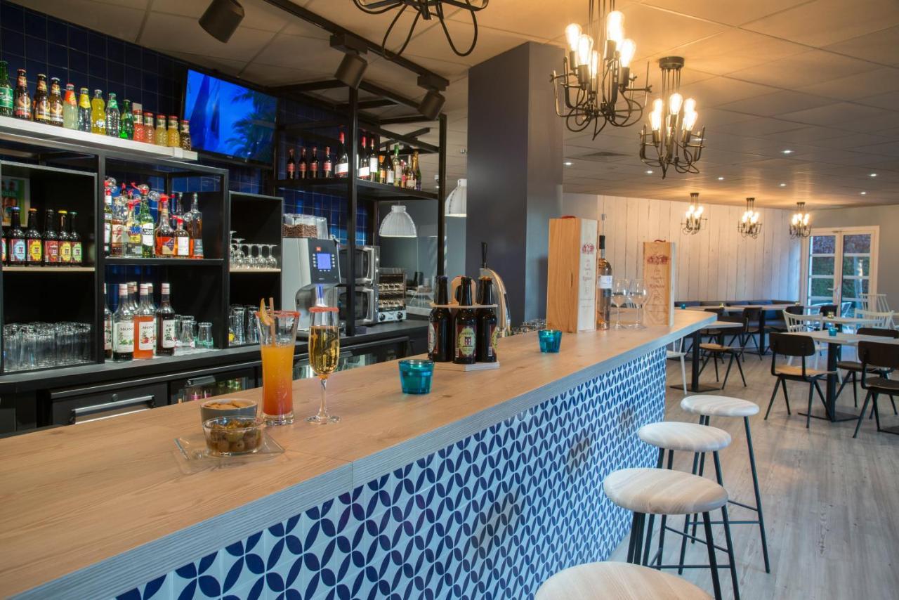 ホテル Ibis Manosque Cadarache エクステリア 写真